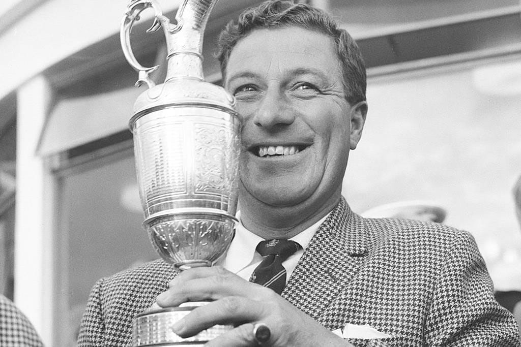 Peter Thomson celebrates with the Claret Jug in 1965